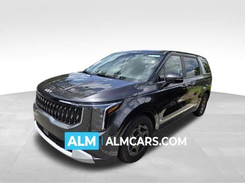Used 2025 Kia Carnival FWD image 1