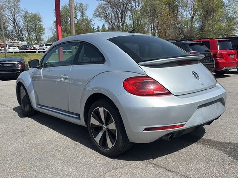 Used 2014 Volkswagen Beetle R-Line FWD image 37