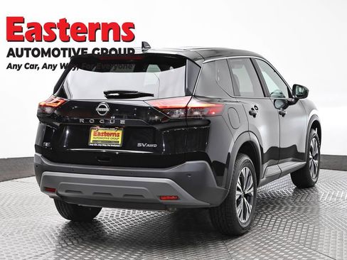 Used 2023 Nissan Rogue SV AWD/4WD image 5