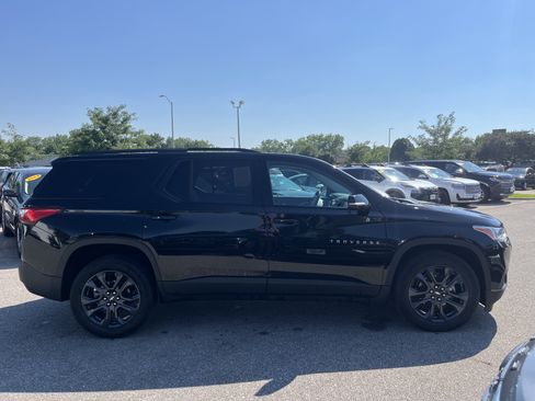 Used 2020 Chevrolet Traverse RS AWD/4WD image 4