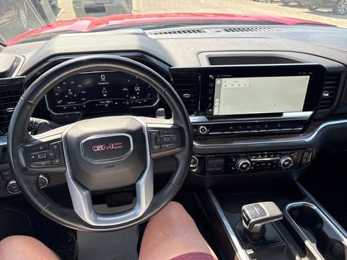 Used 2024 GMC Sierra 1500 Elevation w/ X31 Off-Road Package AWD/4WD image 10