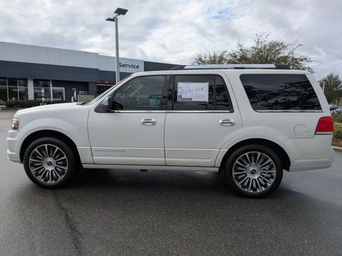 Used 2015 Lincoln Navigator 4DR 2WD SELECT image 7
