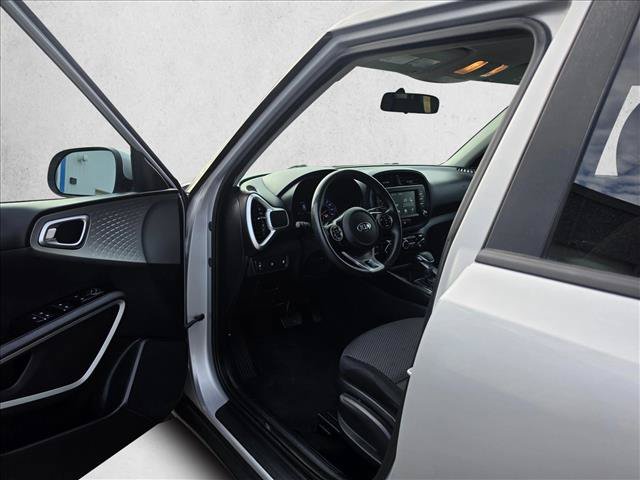 Used 2020 Kia Soul LX FWD image 21
