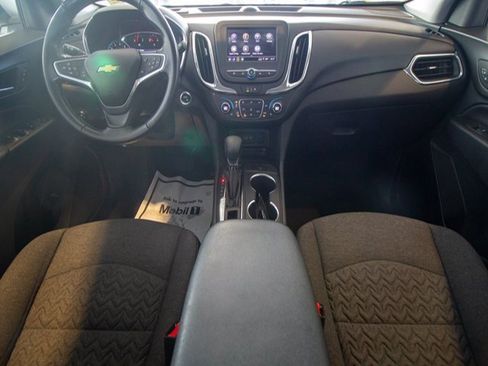 Used 2022 Chevrolet Equinox LT image 12