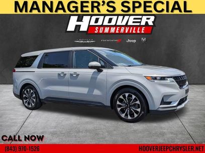 Used 2023 Kia Carnival EX