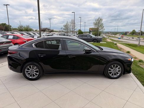 Used 2025 MAZDA MAZDA3 s FWD image 6