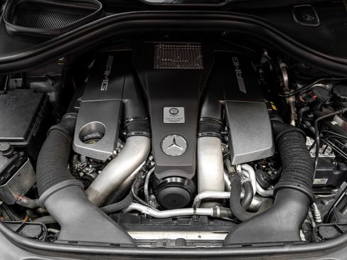 Used 2018 Mercedes-Benz GLS 63 AMG 4MATIC image 44