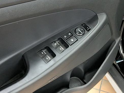 Used 2017 Hyundai Tucson Limited w/ Cargo Package FWD image 13