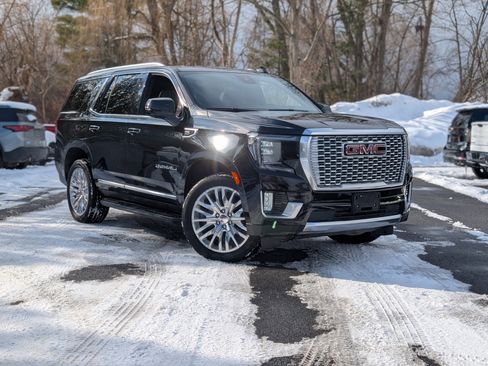Used 2024 GMC Yukon Denali image 1