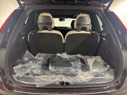 New 2026 Volvo XC90 T8 Ultra w/ Protection Package Premier AWD/4WD image 30