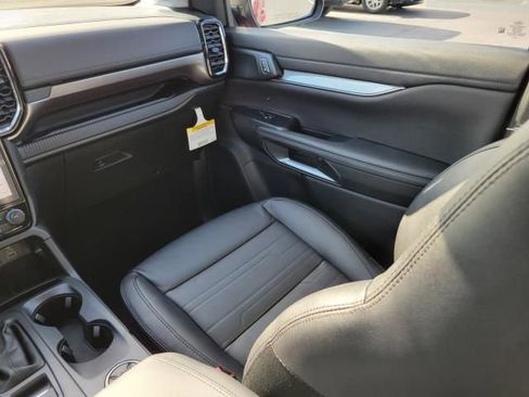 New 2025 Ford Ranger Lariat w/ FX4 Off-Road Package image 20