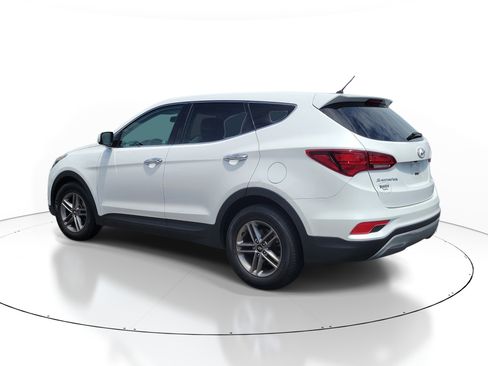 Used 2018 Hyundai Santa Fe Sport FWD image 3