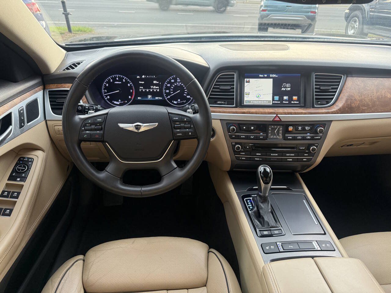 Used 2015 Hyundai Genesis 5.0 RWD image 17
