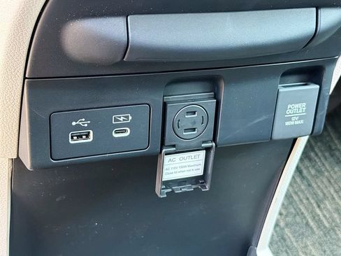 New 2026 Honda Odyssey Elite image 17