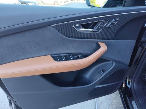 Used 2024 Audi RS Q8 4.0T w/ Black Optic Package image 21