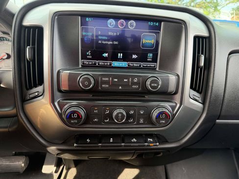 Used 2015 Chevrolet Silverado 1500 LT w/ All Star Edition AWD/4WD image 22