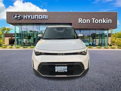 Used 2024 Kia Soul LX w/ Option Group 015 image 8