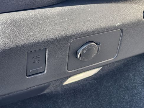 Certified 2025 Lexus UX 300h FWD image 42