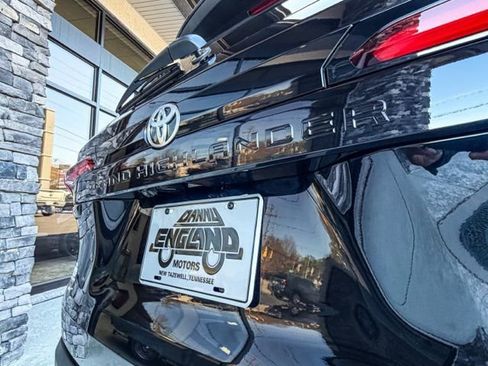 Used 2026 Toyota Grand Highlander LE image 7