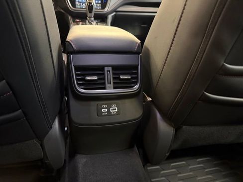 Used 2025 Subaru Legacy Sport image 32