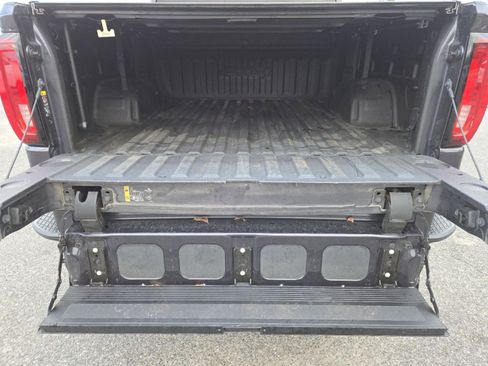 Used 2022 GMC Sierra 1500 AT4 w/ AT4 Premium Package image 28