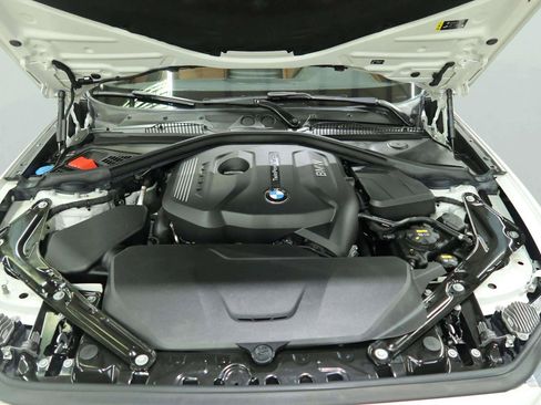 Used 2020 BMW 230i Convertible w/ Premium Package RWD image 41