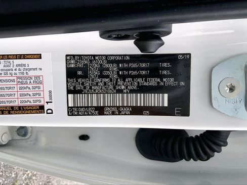 Used 2019 Toyota 4Runner SR5 Premium RWD image 31
