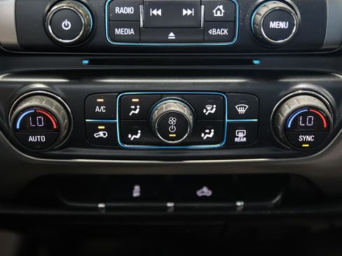 Used 2017 Chevrolet Silverado 2500 LT w/ LT Convenience Package image 16