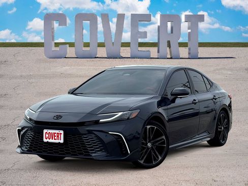 Used 2025 Toyota Camry XSE w/ Premium Plus Package FWD image 1