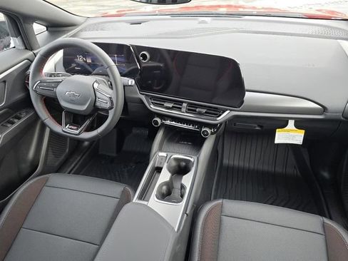 New 2026 Chevrolet Equinox EV RS FWD image 21