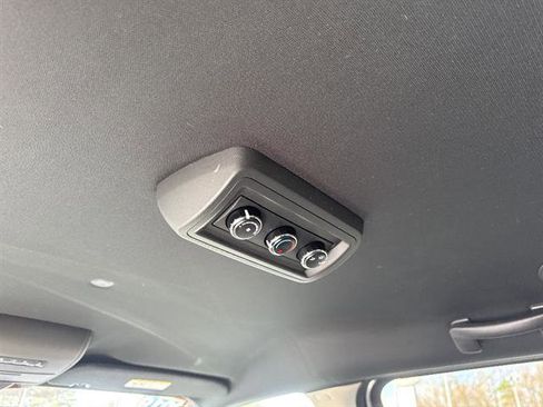 Used 2019 Dodge Grand Caravan SXT image 15