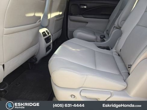 Used 2022 Honda Pilot Touring image 33