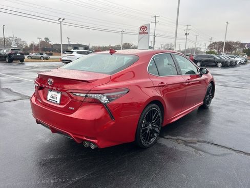Used 2023 Toyota Camry XSE image 17