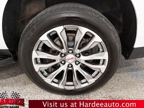 Used 2024 GMC Yukon XL Denali w/ Advanced Technology Package AWD/4WD image 10