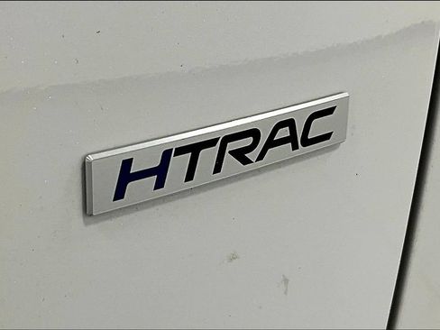 Used 2025 Hyundai Tucson SE AWD/4WD image 38