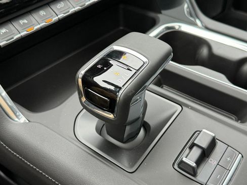 New 2025 GMC Sierra 1500 Denali w/ Denali Reserve Package image 14