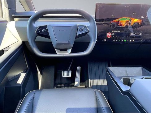 Used 2025 Tesla Cybertruck AWD Crew Cab image 5