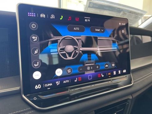 New 2026 Volkswagen Tiguan SE image 15