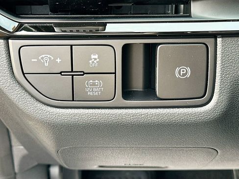 New 2026 Kia Sportage S AWD/4WD image 10