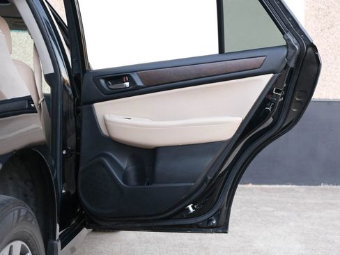 Used 2016 Subaru Outback 2.5i Limited image 28