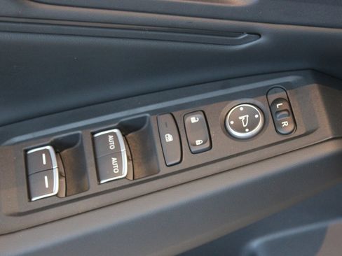 New 2025 Honda Accord SE image 17