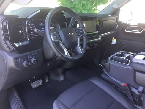 Used 2025 Chevrolet Silverado 1500 RST image 21