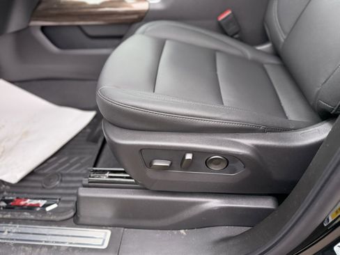 New 2026 Chevrolet Silverado 1500 LT Trail Boss w/ Convenience Package II image 13