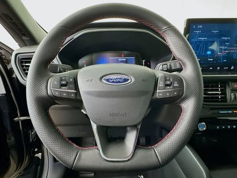 New 2026 Ford Escape ST-Line w/ Tech Pack #1 image 16