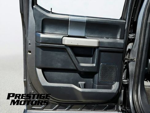 Used 2019 Ford F150 Lariat w/ Equipment Group 502A Luxury AWD/4WD image 25