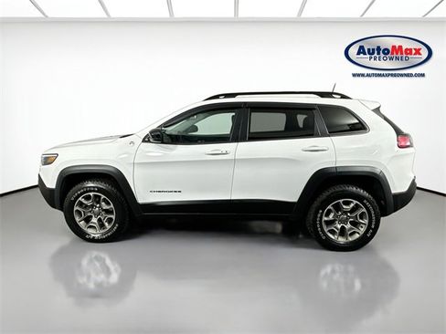 Used 2022 Jeep Cherokee Trailhawk image 8