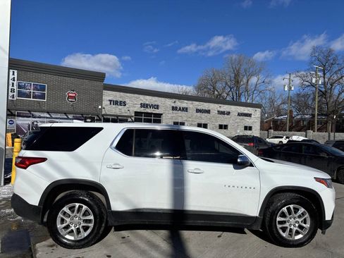 Used 2019 Chevrolet Traverse LS image 5