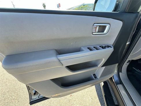 Used 2011 Honda Pilot LX image 21