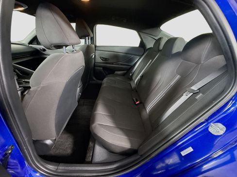 Used 2025 Hyundai Elantra Sport image 25