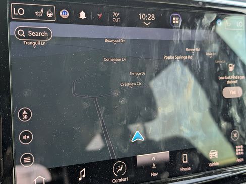 Used 2022 Chrysler Pacifica Touring-L w/ Uconnect Theater Family Group FWD image 11
